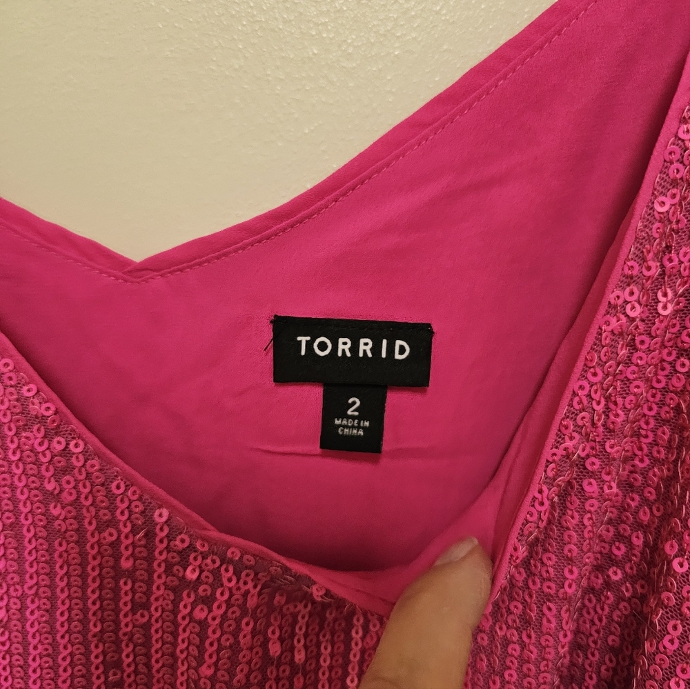 Torrid Sophie Sequin Swing Cami Size 2X Color Pink Glo (Hot Pink) NWOT - Picture 3 of 10
